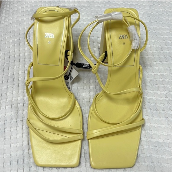 Zara NWT Lemon Strappy Square-Toe Heels - Picture 3 of 6